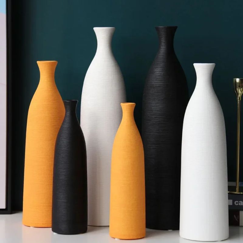 Vase de Table Haut en Céramique