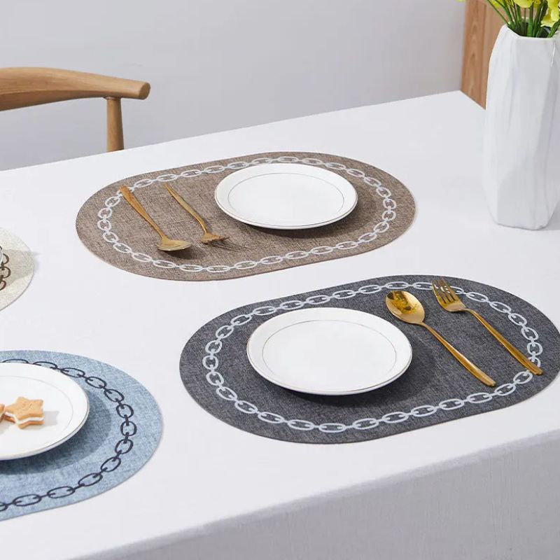 Set De Table Cuir Forme Ovale Lavable Avec Motif Chaîne