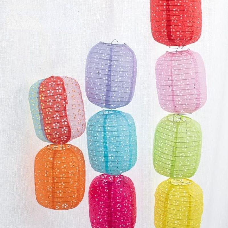 Accessoires Guinguette Avec Lanternes Ovales