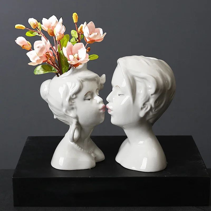 Vase Tête Baiser Romantique