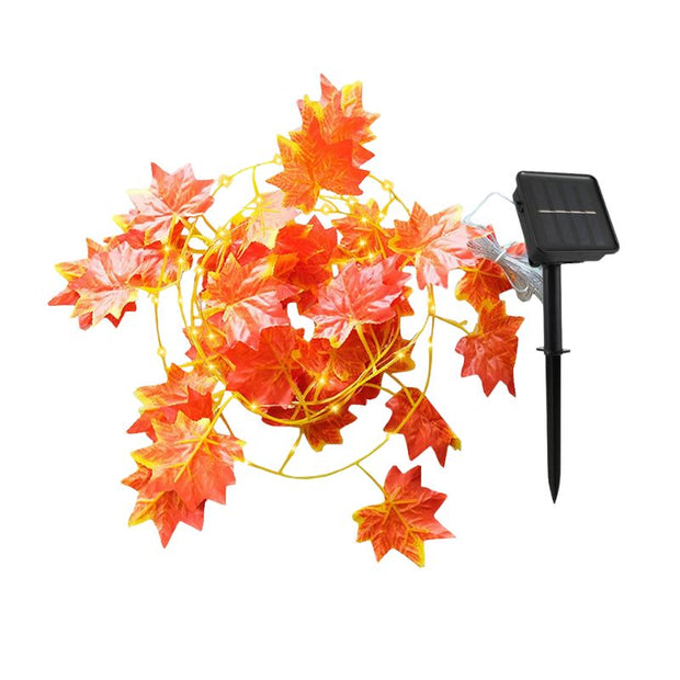 Guirlandes Solaires Feuilles D’Érable LED