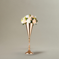 Vase Martini en Métal Doré pour Fleurs