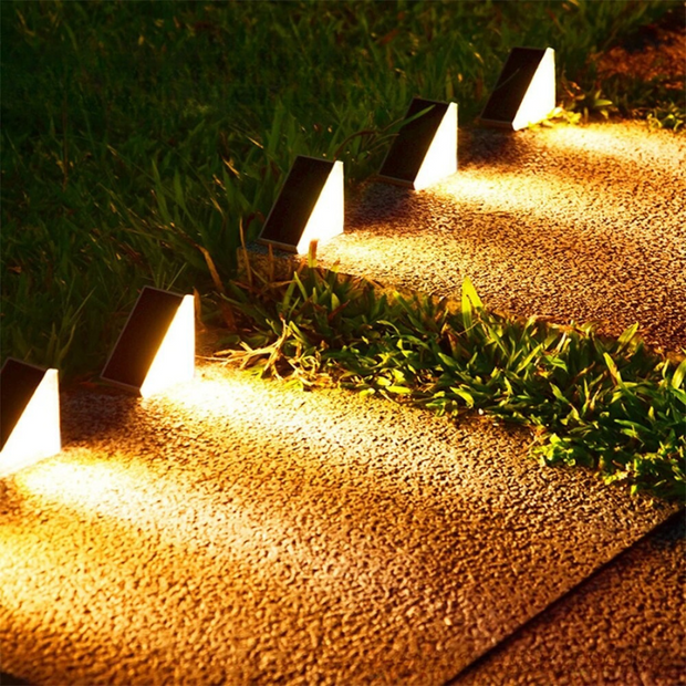 Éclairage de Chemin Solaire LED Design Triangulaire