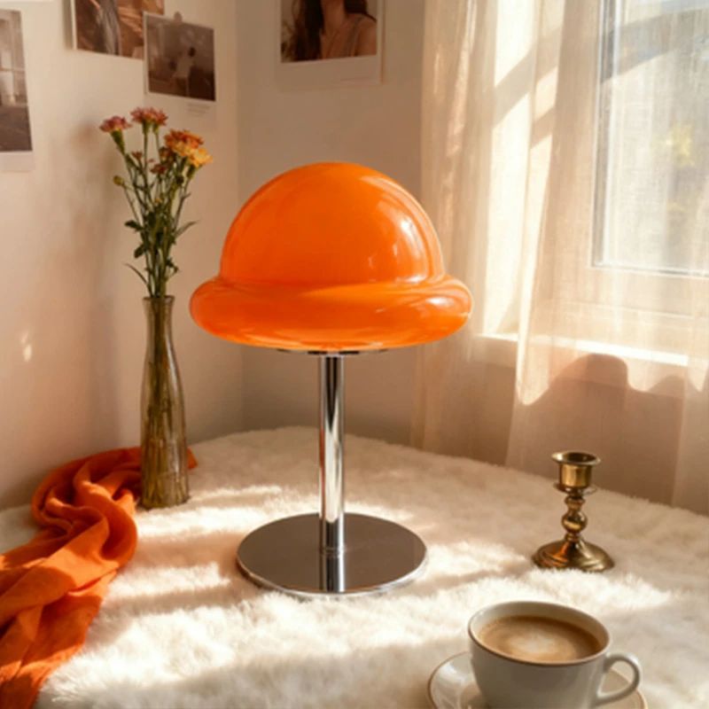Lampe Champignon Orange Design Futuriste