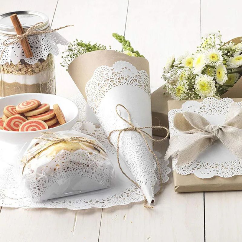 Set De Table En Papier Dentelle Élégant 150 Pièces