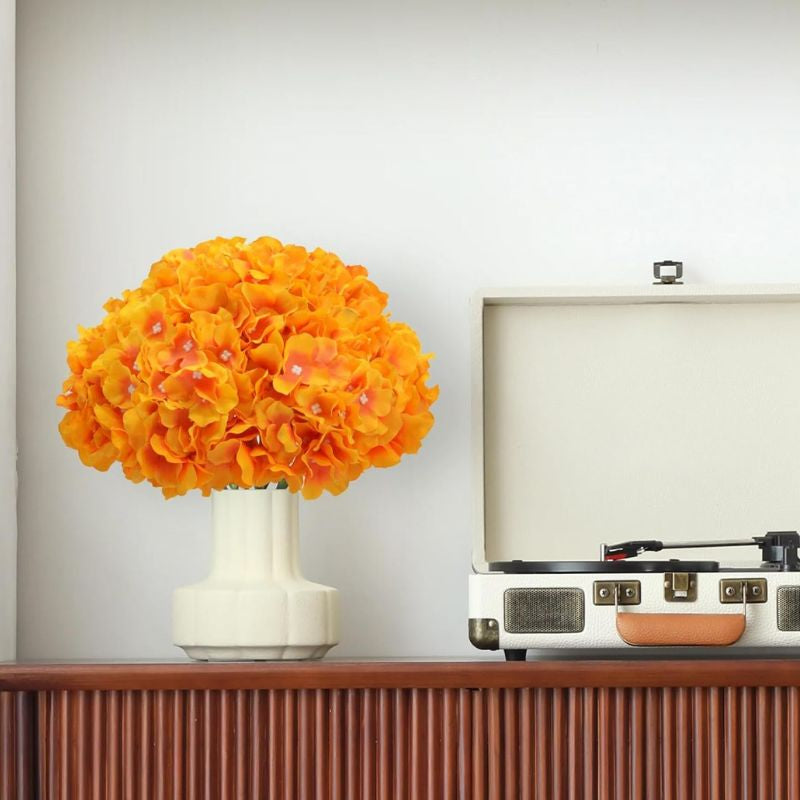 Fleur Artificielle Orange Avec Pétales Légers