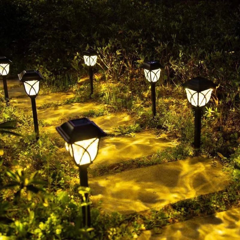 Bornes Lumineuses de Jardin à Énergie Solaire