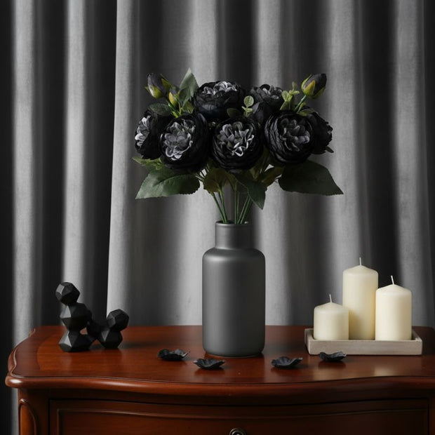 Fleur Artificielle Noir Avec Bouquet Sombre En Style Contemporain
