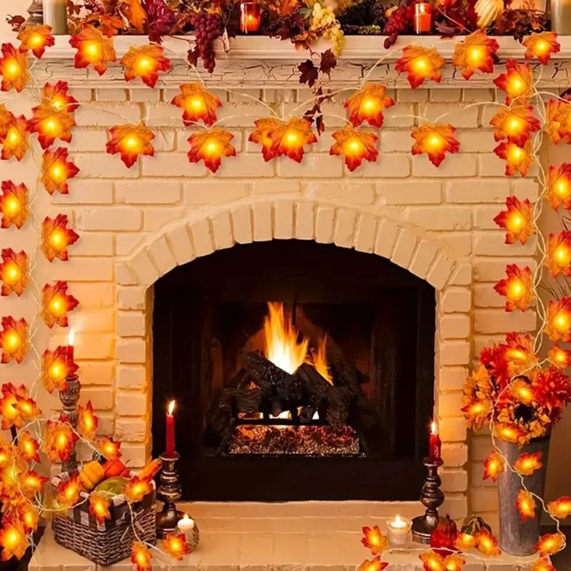 Guirlandes Solaires Feuilles D’Érable LED