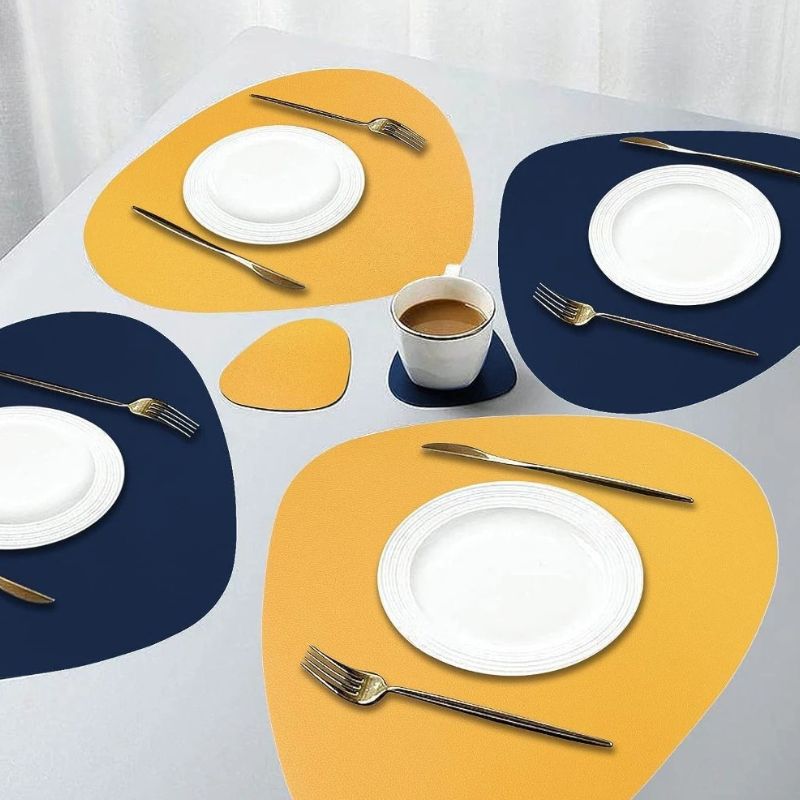 Set De Table Design En Cuir Réversible