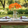 Fleur Artificielle Orange Avec Gerbera Isolé