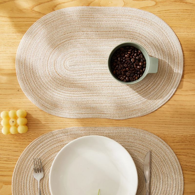 Set De Table Ovale Beige En Tissu Lavable Et Résistant 4 Pièces