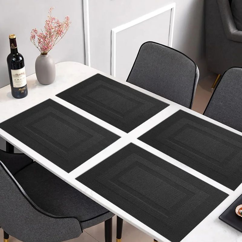 Set De Table Vinyle Noir Antidérapant Et Résistant À La Chaleur 6 Pièces