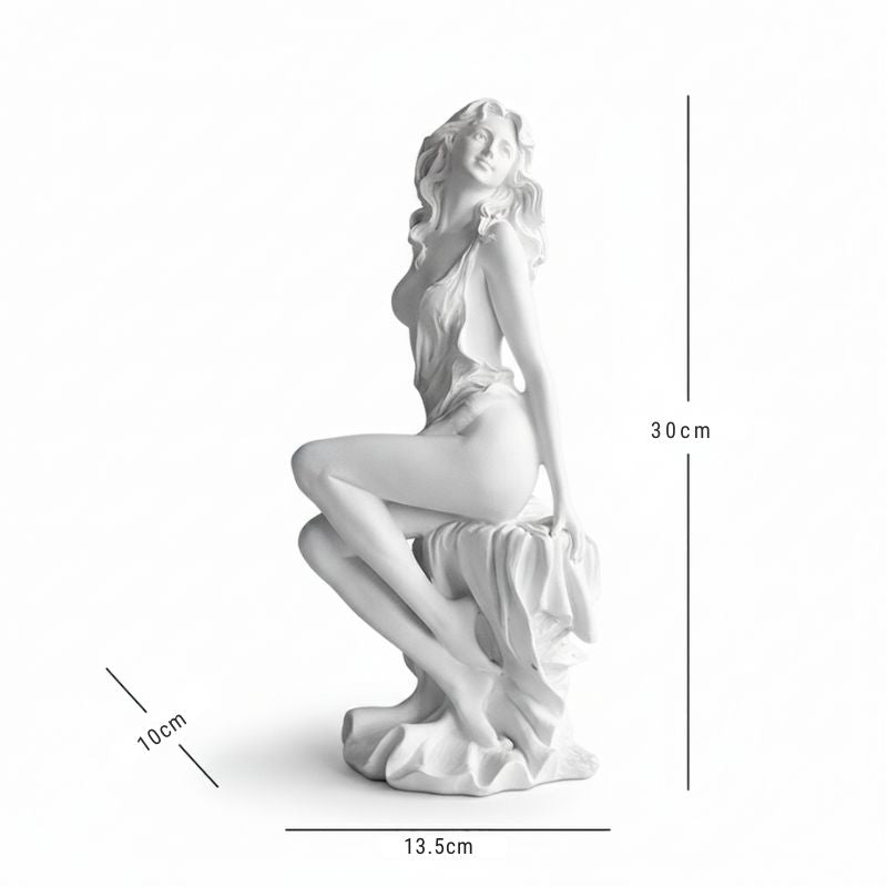 Sculpture Venus Assise Avec Silhouette Sensuelle