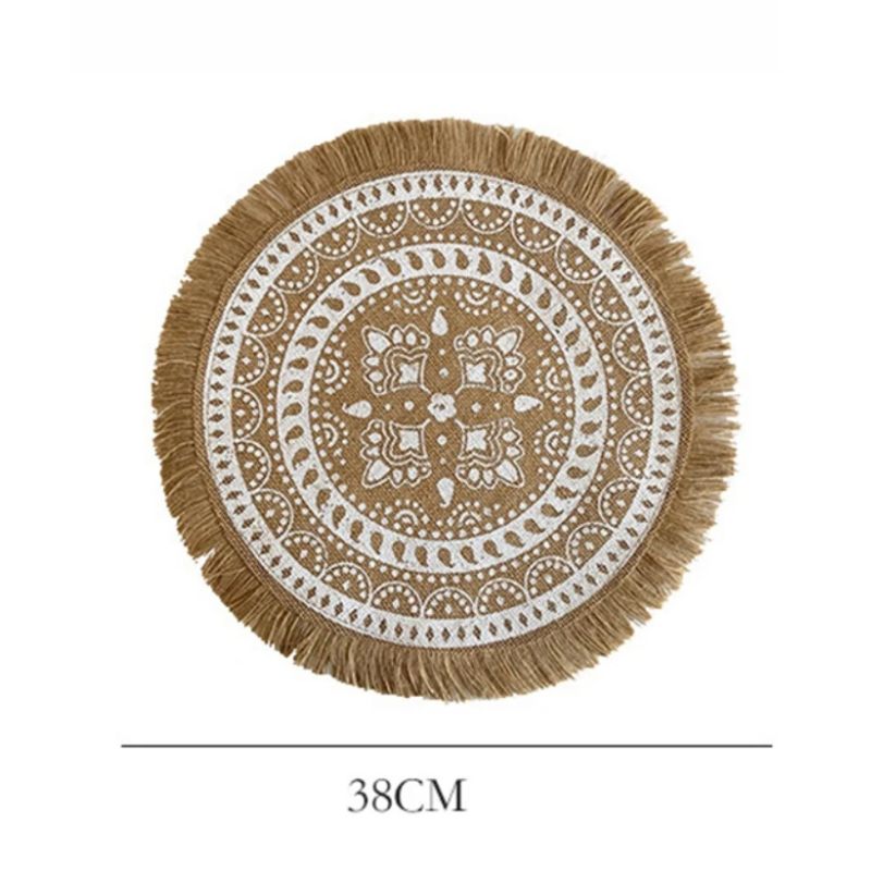 Set De Table En Lin Naturel Avec Finition Frangée Et Design Boho Chic