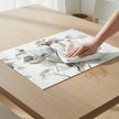 Set De Table En Lin Motif Floral Aquarelle Élégant