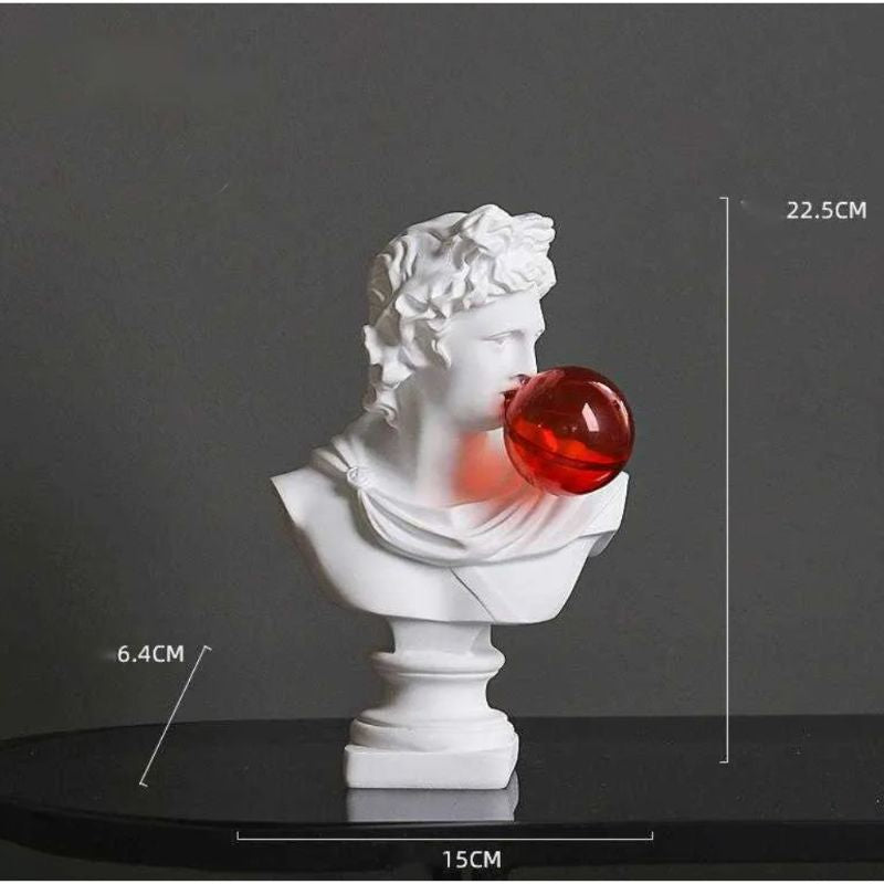 Sculpture David Moderne Avec Sphère Artistique En Résine