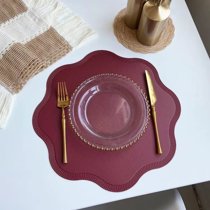 Set De Table Cuir En Forme De Fleur Antidérapant Et Lavable