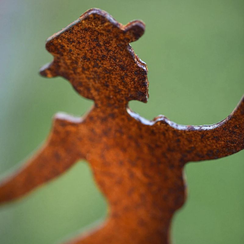 Sculpture Jardin Femme En Métal Avec Parapluie Décoratif