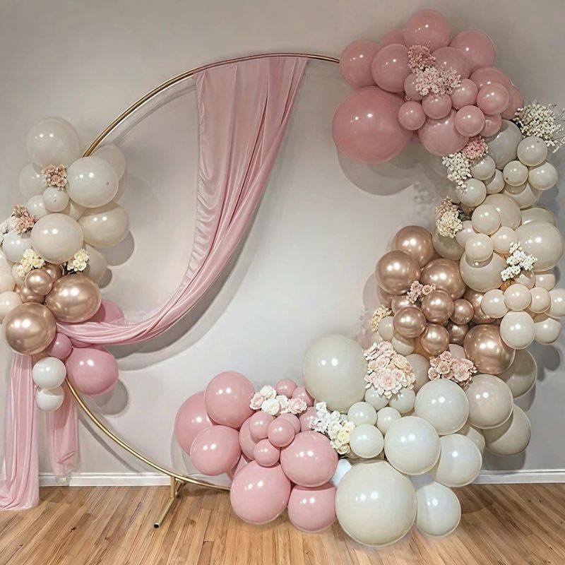 Décoration Festive Ballons de Luxe Tons Doux et Dorés