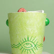 Sculpture Visage Artistique Avec Design Abstrait Multicolore