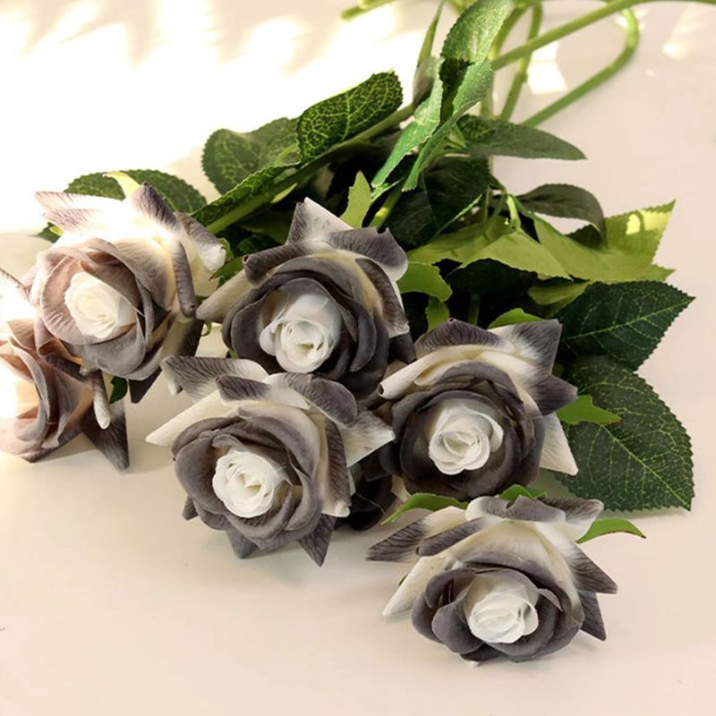 Fleur Artificielle Noir Avec Roses Bicolores En Bouquet Habillé