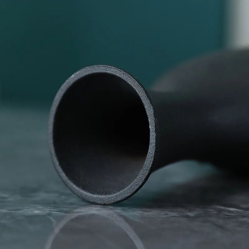 Vase en Céramique Noir pour Fleurs