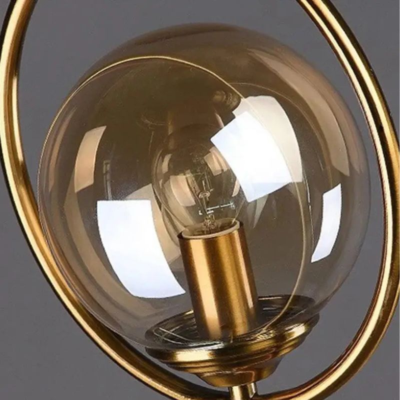 Lampe De Table Design En Métal Avec Globe En Verre