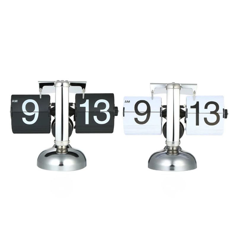 Horloge Ancienne De Table À Cartes Rétro
