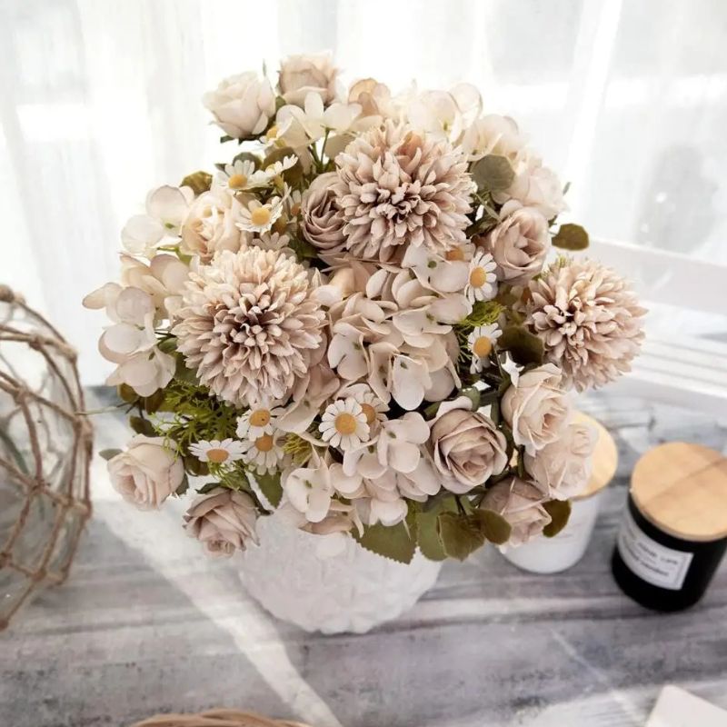 Fleur Artificielle Beige Avec Arrangement Floral Chic