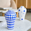 Vase Bleu en Céramique Matelassée Géométrique