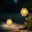 Lampes Solaires de Jardin Style Lanterne en Rotin