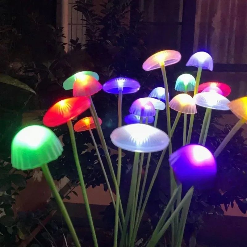 Luminaires Solaires Décoratifs en Forme de Champignon LED