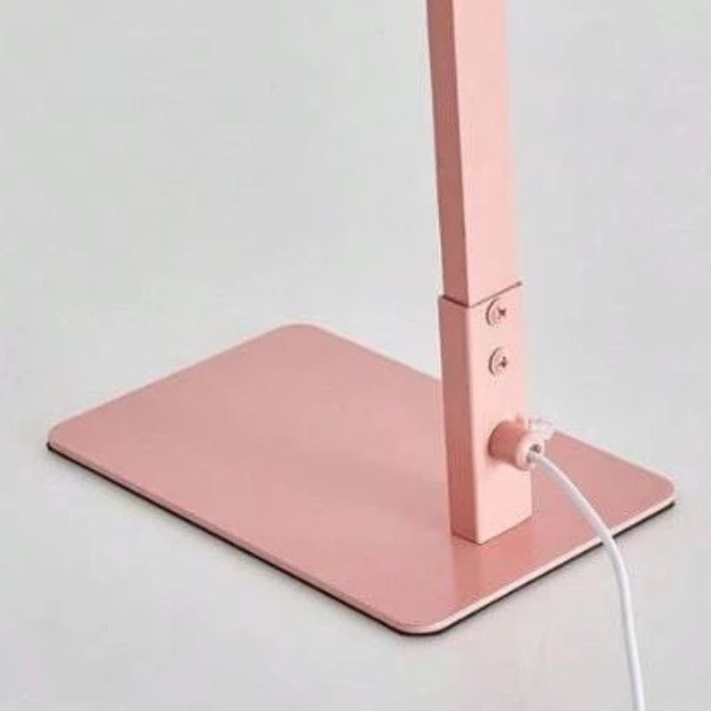 Lampe De Table Design Avec Luminosité Réglable