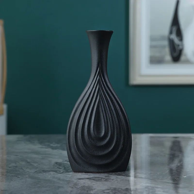 Vase en Céramique Noir pour Fleurs