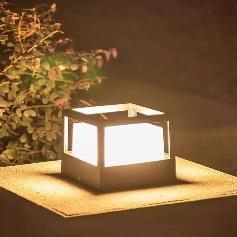 Applique Murale Extérieur Étanche En Verre Et Métal Élégante