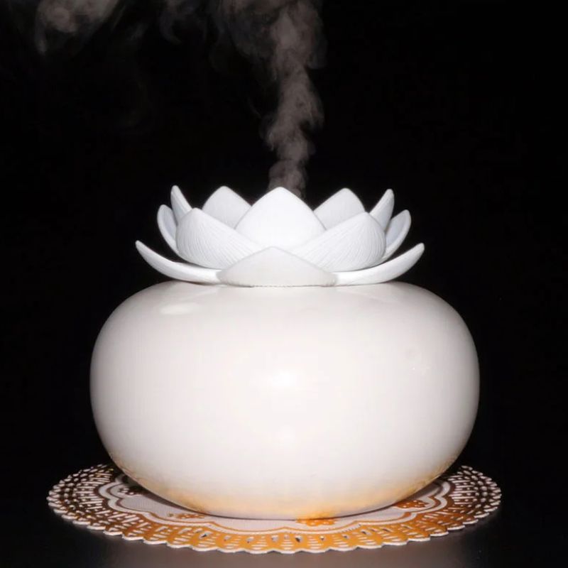 Diffuseur D’Huiles Essentielles Design En Céramique Lotus Blanc Élégant