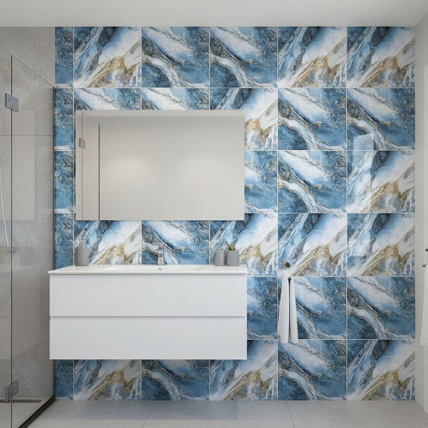 Panneau Mural Salle De Bain Avec Marbre Bleu Glacier Et Reflets Dorés