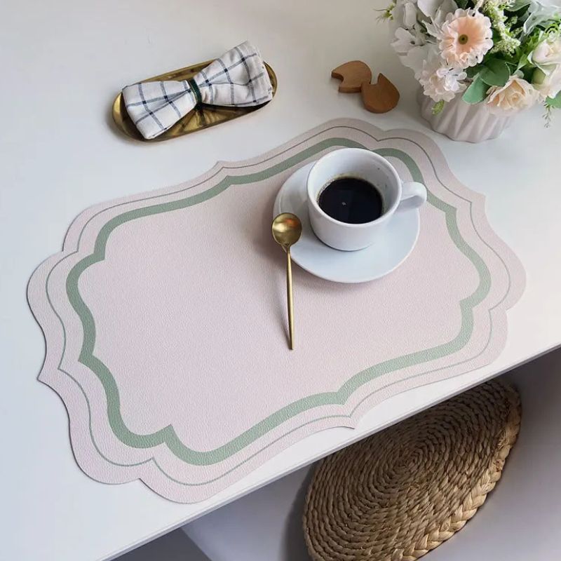 Set De Table Cuir avec Bord Ondulé