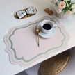 Set De Table Cuir avec Bord Ondulé