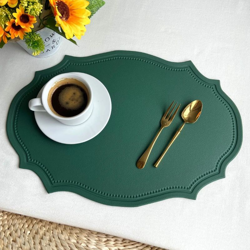 Set De Table Cuir Élégant Design Unique Antidérapant Et Facile À Nettoyer