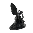 Sculpture Grecque Ange Ailé En Scène Mythologique Passionnée