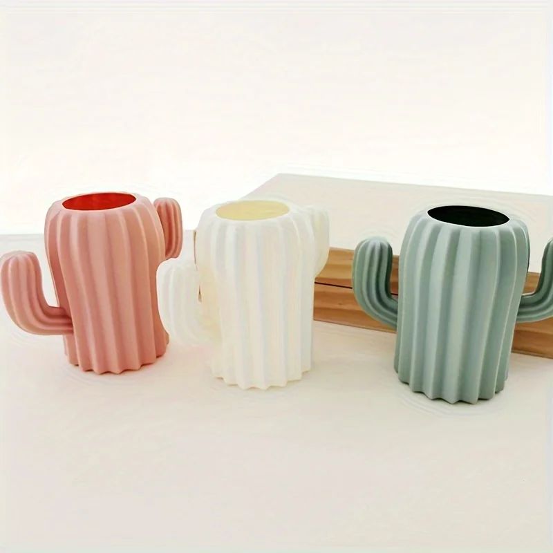 Vase Polyvalent en Plastique Européen