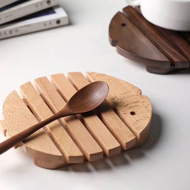 Set De Table Bois Massif Style Scandinave en Forme de Poisson