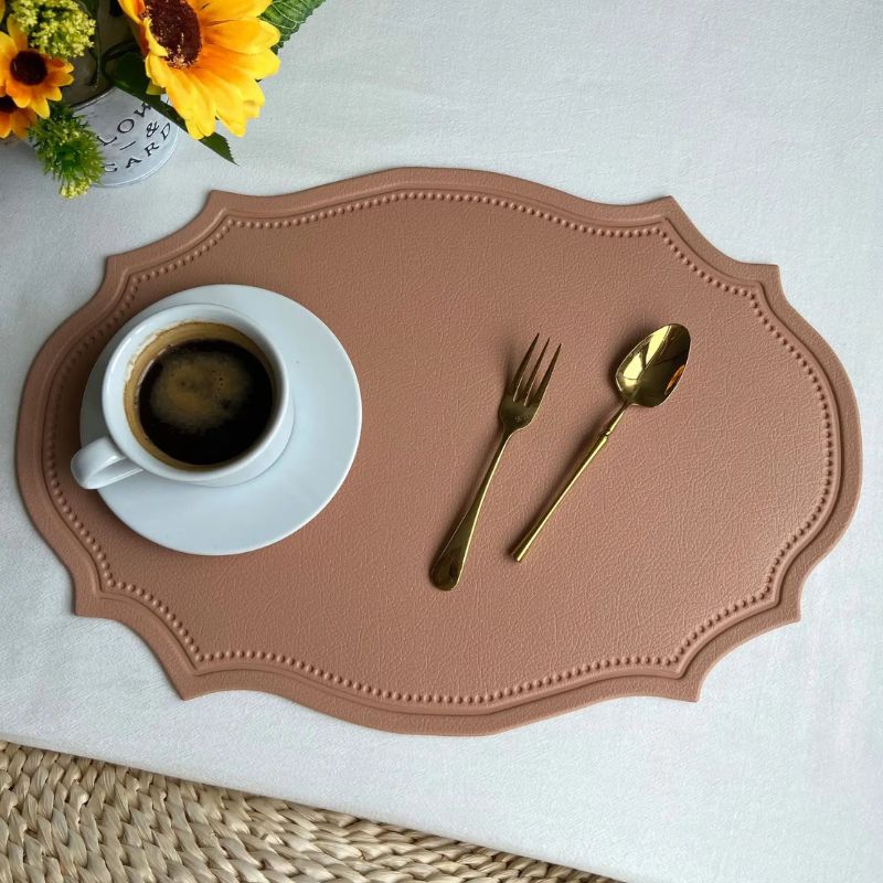 Set De Table Cuir Élégant Design Unique Antidérapant Et Facile À Nettoyer