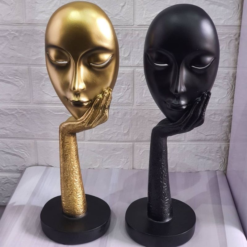 Sculpture Visage Artistique Avec Expression Abstraite