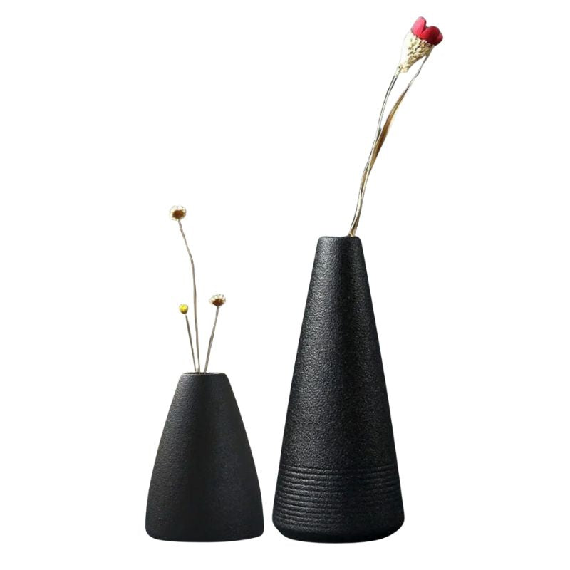 Vase Japonais en Céramique Noire