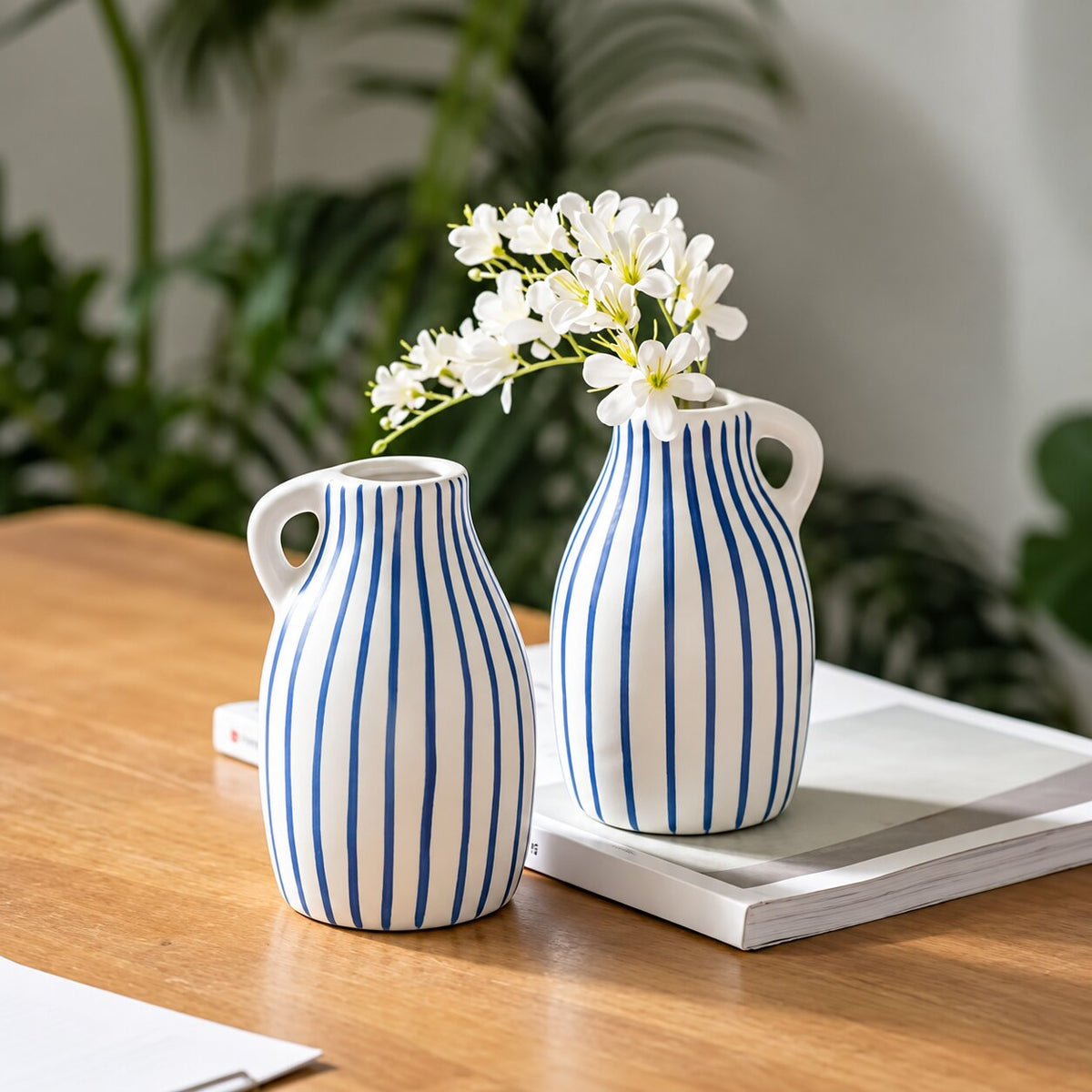Mini Vase à Fleurs à Rayures Bleues