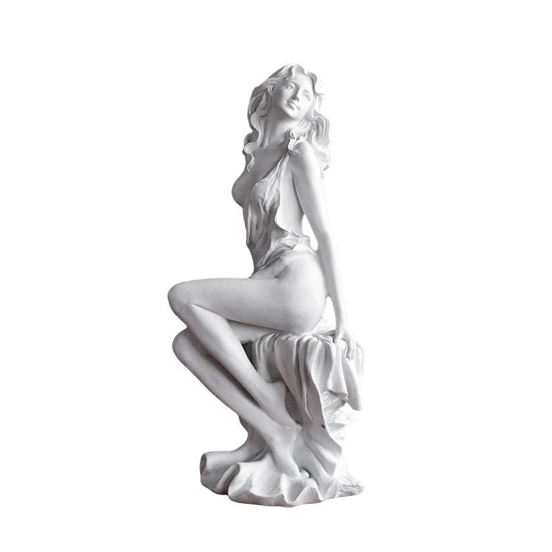 Sculpture Venus Assise Avec Silhouette Sensuelle