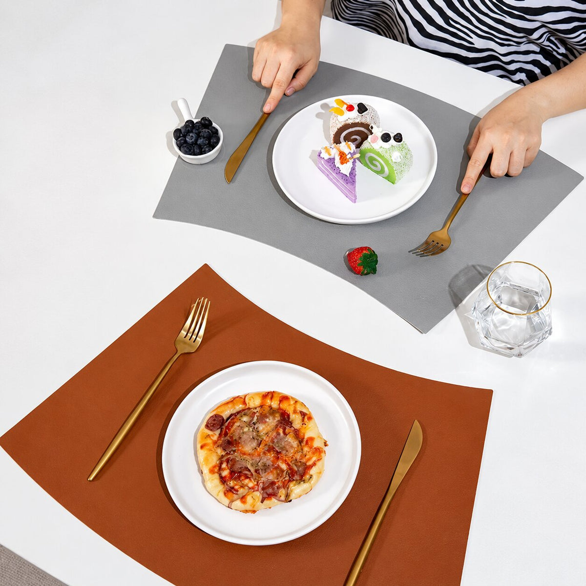 Set De Table Silicone Design Courbé Moderne Et Antidérapant